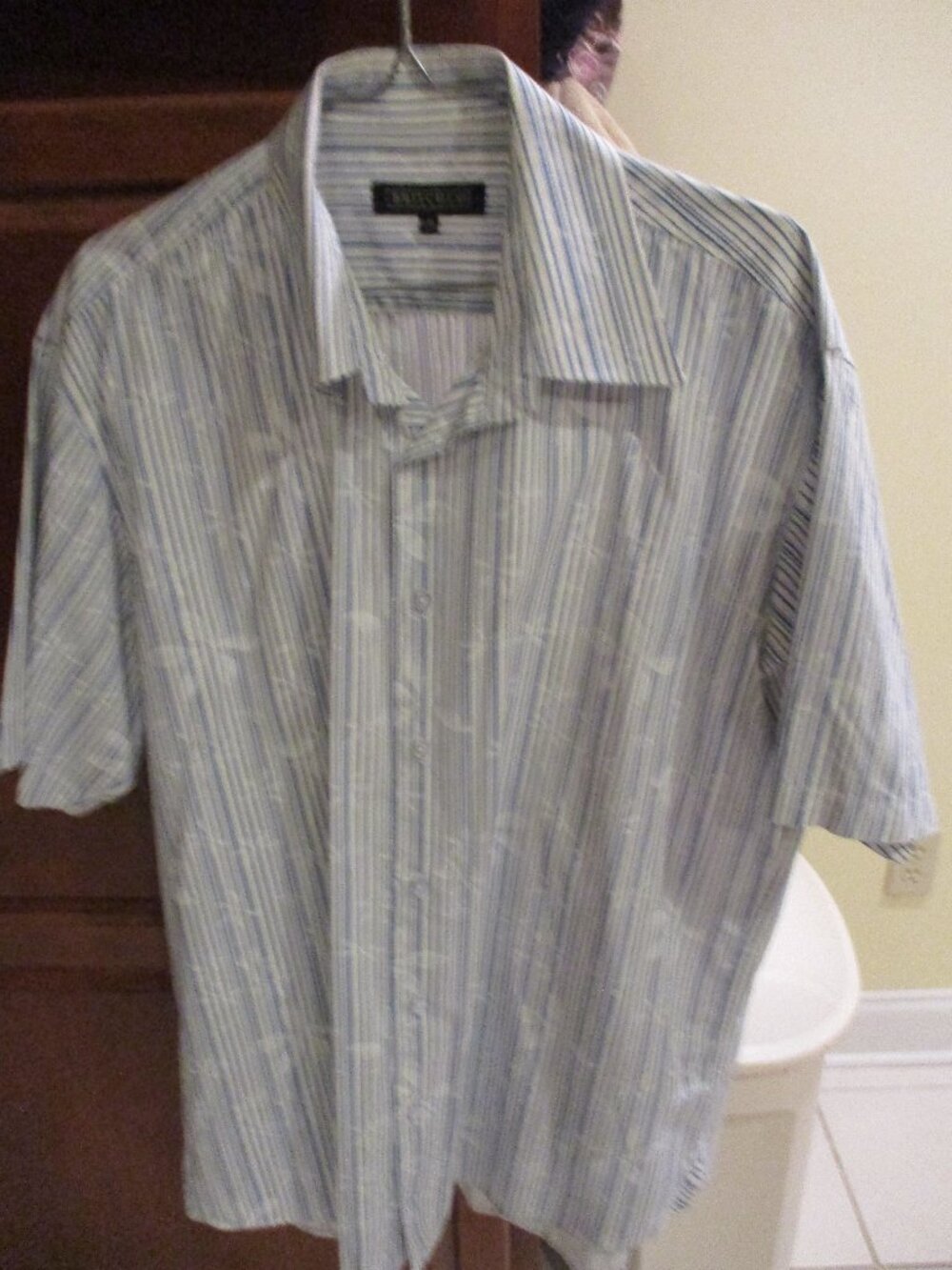 Men's Striped/Floral Britches Short Sleeve Shirt Large
